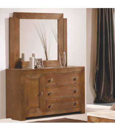 Cómoda de estilo rustico realizada en madera de roble macizo