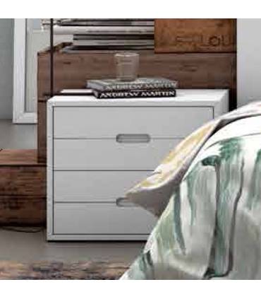 Mesitas de noche de madera de estilo colonial
