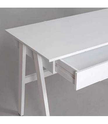 Escritorio grande de color blanco con cajón