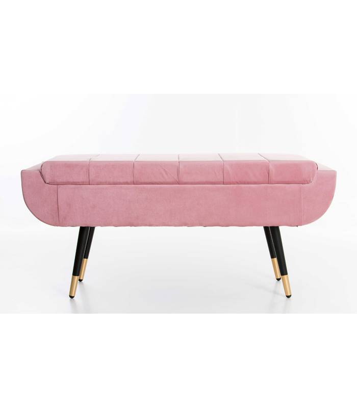 Banqueta de pie de cama estilo vintage en terciopelo rosa. De GDECO
