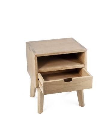 Mesita de noche en madera mindi, colección TEIDE, colonial de MOYCOR