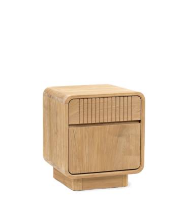 Mesita de noche izquierda con 1 cajón y 1 puerta en madera maciza de teca en color natural de la colección Eyre
