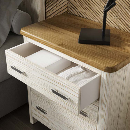 Detalle Cajón Abierto Mesita de Noche Colección Cerdeña