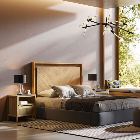 Ambiente de Dormitorio con la Mesita Tallín en Madera Maciza de Pino