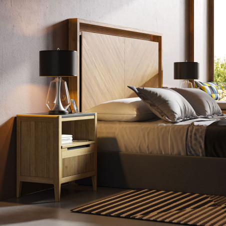 Mesilla de Diseño Tallín Integrada en un Dormitorio de Lujo Moderno