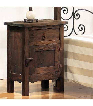 Mesitas de noche de estilo rustico realizadas en madera de roble macizo.